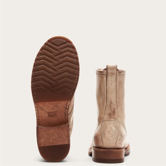 $399 Frye Veronica Combat Tan Cream Distressed Leather Lace Up Vintage Moto Boot - Picture 4 of 16